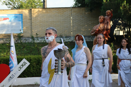 Открытие малых олимпийских игр в ДОЛ 